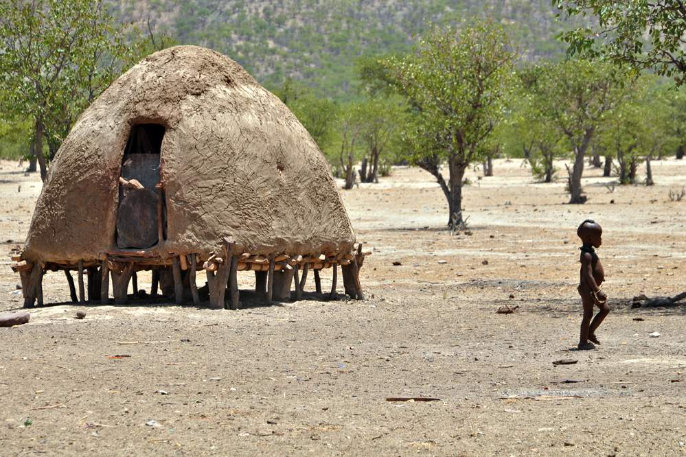 2011-11-13_12-03-58.jpg - Im Dorf der Himba