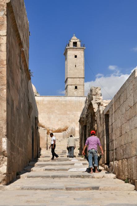 101011-123856.jpg - Aleppo: Zitadelle