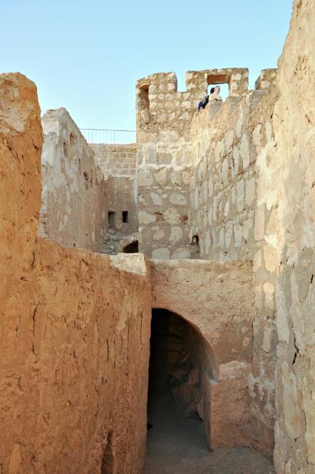 101014-172744.jpg - Palmyra: Auf der Festung "Qala'at Ibn Ma'an".